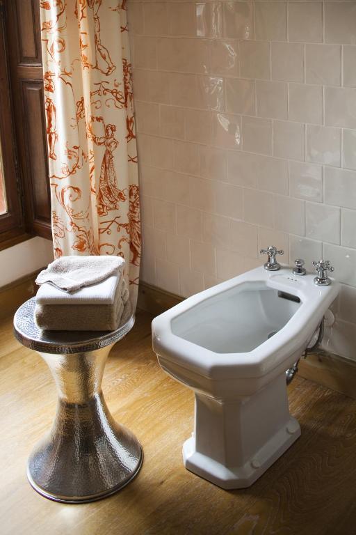 Le Grand Hotel Moltig les Bains Ruang foto