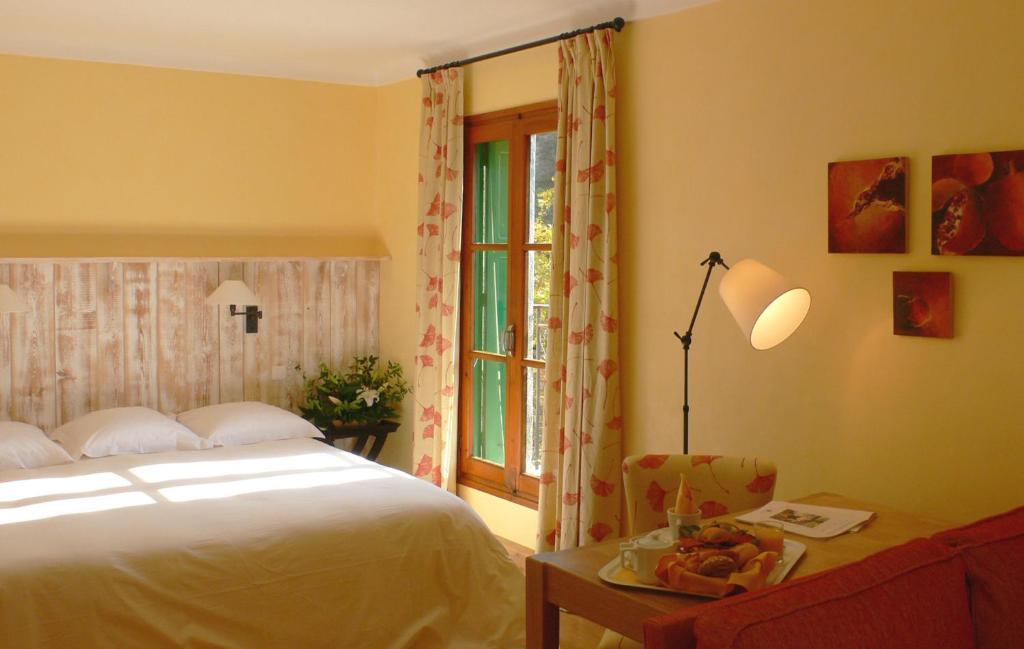Le Grand Hotel Moltig les Bains Ruang foto