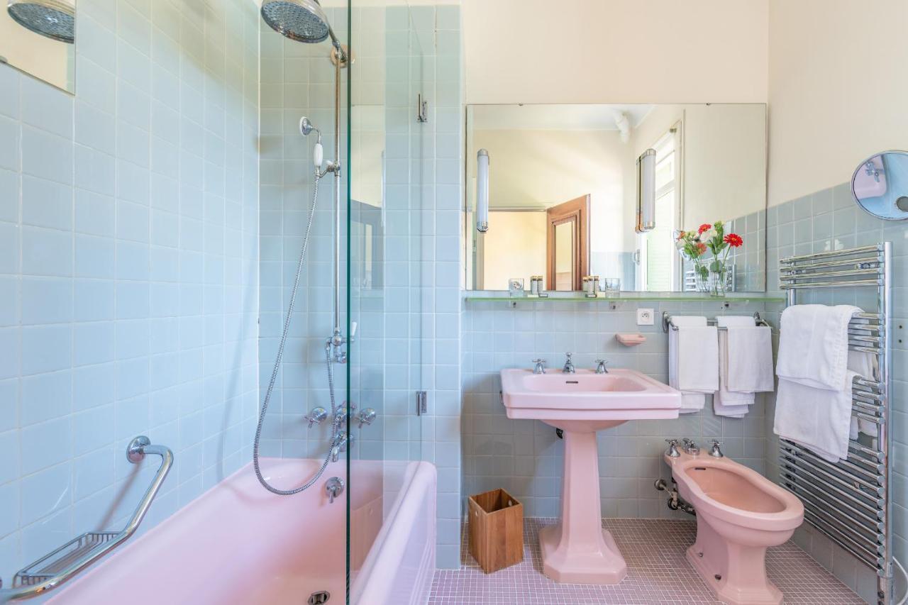 Le Grand Hotel Moltig les Bains Bagian luar foto
