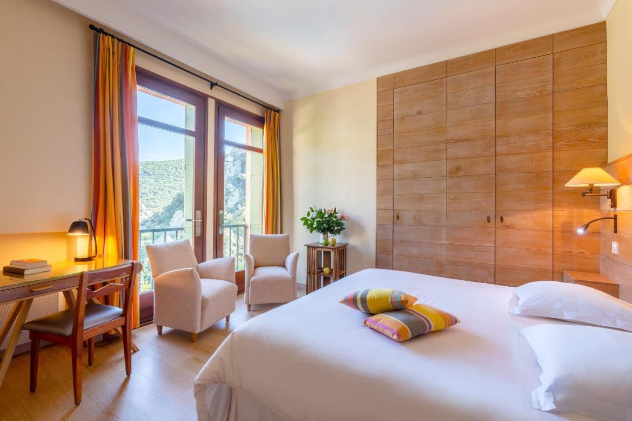 Le Grand Hotel Moltig les Bains Bagian luar foto